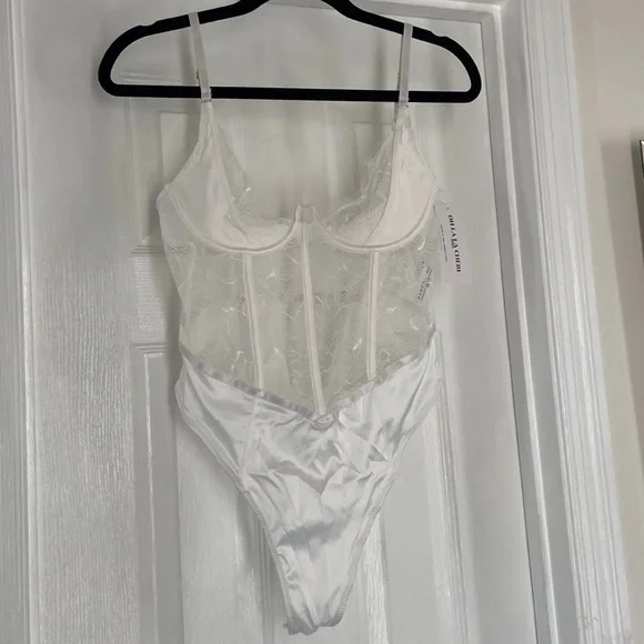 NWT Oh la la Cheri Carmella lace teddy - Picture 3 of 6